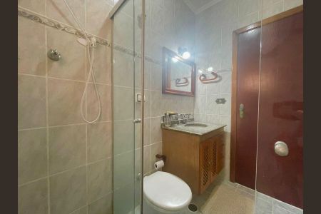 Casa à venda com 175m², 3 quartos e 4 vagasBanheiro 1