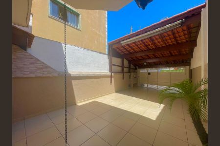 Casa à venda com 175m², 3 quartos e 4 vagasGaragem