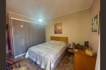 Casa à venda com 175m², 3 quartos e 4 vagasQuarto 1