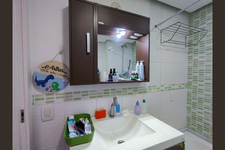 Apartamento à venda com 190m², 3 quartos e 2 vagasBanheiro da Suíte 2