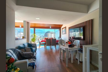 Apartamento à venda com 190m², 3 quartos e 2 vagasSala