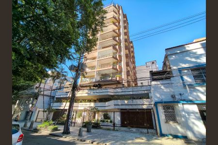 Apartamento à venda com 190m², 3 quartos e 2 vagasFachada e portaria