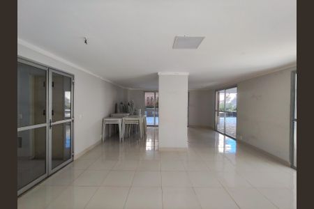 Apartamento à venda com 190m², 3 quartos e 2 vagasÁrea comum - Salão de festas