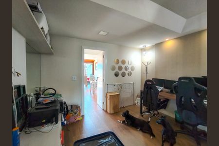 Apartamento à venda com 190m², 3 quartos e 2 vagasSuíte 3