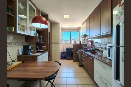 Apartamento à venda com 190m², 3 quartos e 2 vagasCozinha