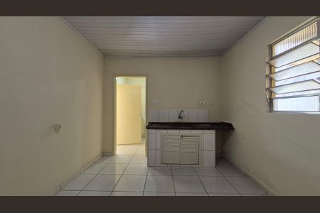 Casa para alugar com 30m², 1 quarto e 1 vagaCozinha 