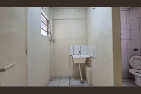 Casa para alugar com 30m², 1 quarto e 1 vagaLavanderia 