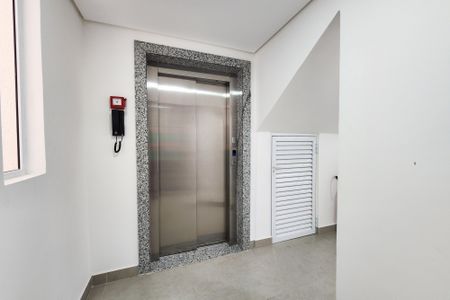 Apartamento à venda com 60m², 2 quartos e 1 vaga Apartamento à venda com 60m², 2 quartos e 1 vagaÁrea Comum