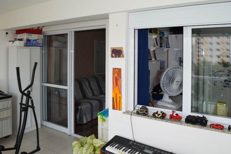 Apartamento à venda com 85m², 3 quartos e 2 vagasVaranda