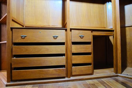 Casa para alugar com 310m², 4 quartos e 6 vagasCloset da Suíte 1