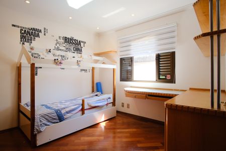 Casa para alugar com 310m², 4 quartos e 6 vagasSuíte 3