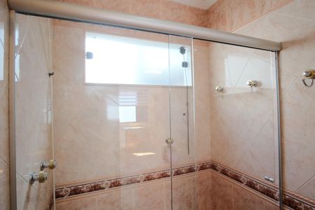 Casa para alugar com 310m², 4 quartos e 6 vagasBanheiro da Suíte 2