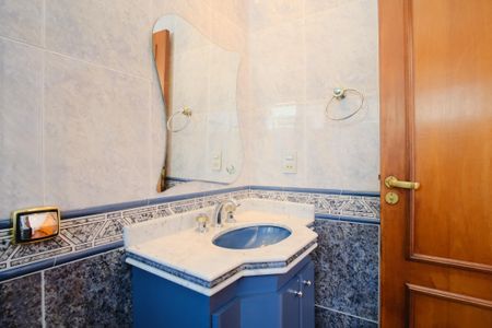 Casa para alugar com 310m², 4 quartos e 6 vagasBanheiro da Suíte 3