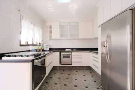 Casa para alugar com 310m², 4 quartos e 6 vagasCozinha