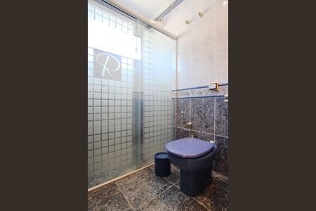 Casa para alugar com 310m², 4 quartos e 6 vagasBanheiro da Suíte 3