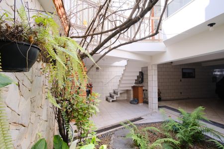 Casa para alugar com 310m², 4 quartos e 6 vagasJardim