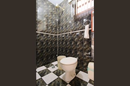 Casa para alugar com 310m², 4 quartos e 6 vagasBanheiro de Serviço