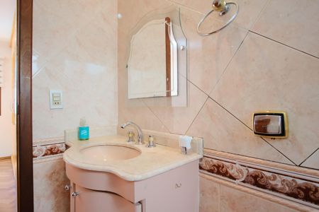 Casa para alugar com 310m², 4 quartos e 6 vagasBanheiro da Suíte 2