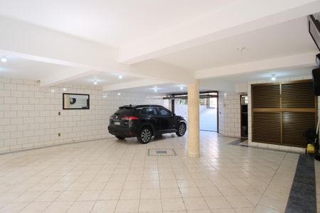 Casa para alugar com 310m², 4 quartos e 6 vagasGaragem