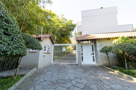 Casa de condomínio à venda com 297m², 3 quartos e 4 vagasFachada