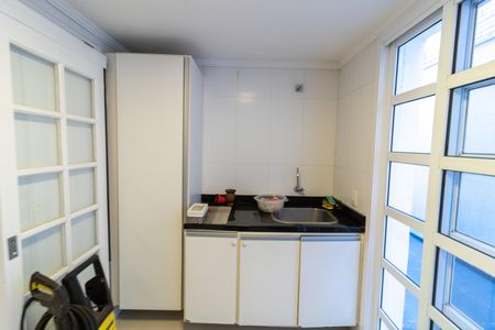 Casa de condomínio à venda com 297m², 3 quartos e 4 vagasÁrea de Serviço