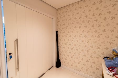 Casa de condomínio à venda com 297m², 3 quartos e 4 vagasEntrada