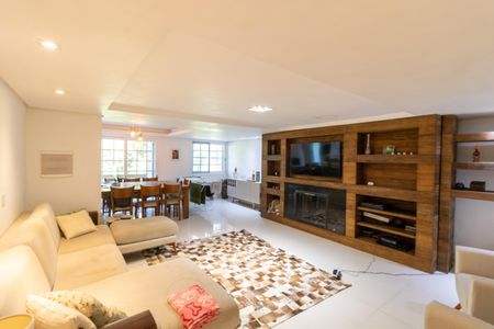 Sala de casa de condomínio à venda com 3 quartos, 297m² em Pedra Redonda, Porto Alegre