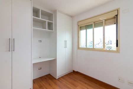 Apartamento à venda com 76m², 2 quartos e 2 vagasQuarto 2