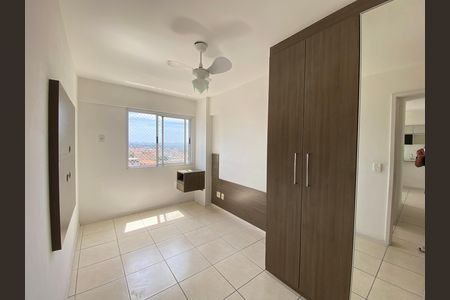 Quarto 1 de apartamento para alugar com 2 quartos, 65m² em Del Castilho, Rio de Janeiro
