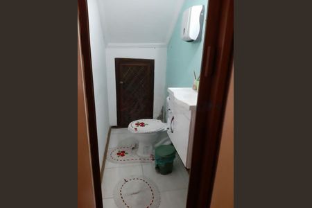 Casa à venda com 3 quartos, 142m² em Vila Basileia, São Paulo