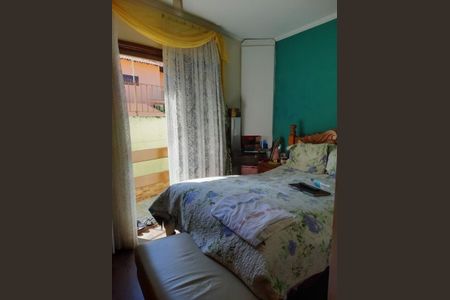 Casa à venda com 3 quartos, 142m² em Vila Basileia, São Paulo