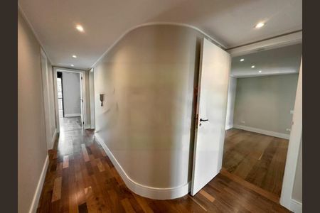 Apartamento à venda com 195m², 4 quartos e 4 vagas