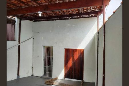 Casa à venda com 4 quartos, 250m² em Vila Mazzei, São Paulo