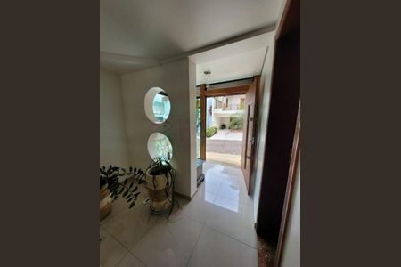 Casa à venda com 400m², 4 quartos e 4 vagas