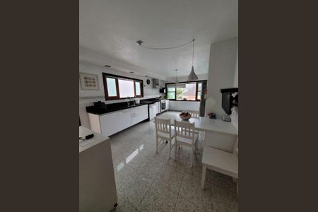 Casa à venda com 400m², 4 quartos e 4 vagas