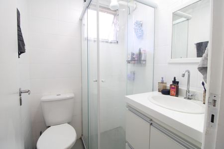 Banheiro de apartamento à venda com 2 quartos, 46m² em Vila Arriete, São Paulo