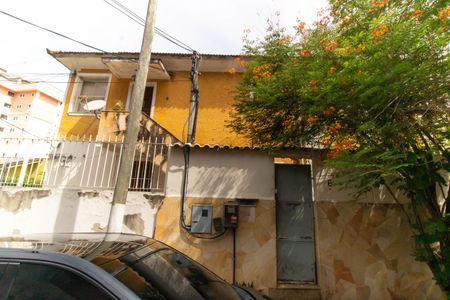 Casa para alugar com 84m², 3 quartos e sem vagaFachada