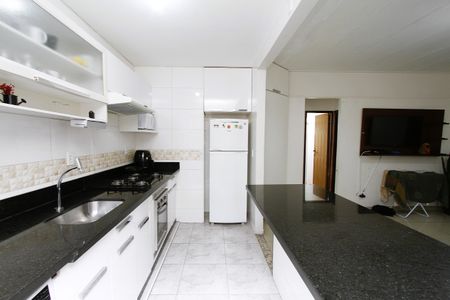 Apartamento para alugar com 70m², 2 quartos e 1 vagaCozinha