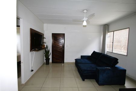 Apartamento para alugar com 70m², 2 quartos e 1 vagaSala
