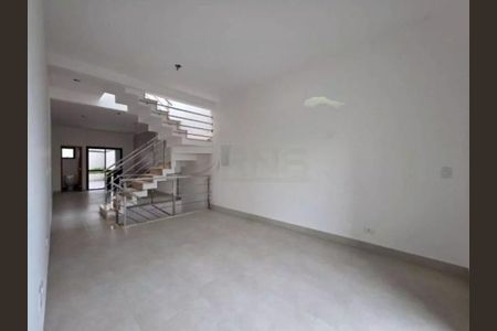 Casa à venda com 3 quartos, 130m² em Santa Teresinha, São Paulo