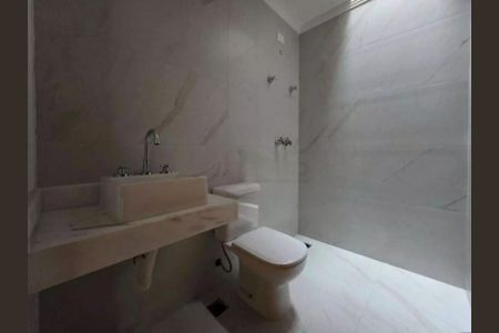 Casa à venda com 3 quartos, 130m² em Santa Teresinha, São Paulo