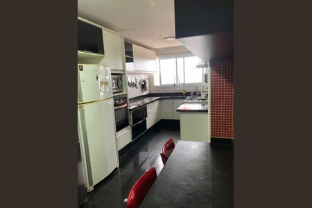Apartamento à venda com 130m², 3 quartos e 2 vagas