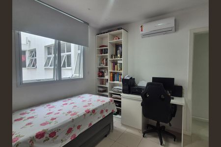 Apartamento à venda com 138m², 3 quartos e 2 vagas Apartamento à venda com 138m², 3 quartos e 2 vagasQuarto 2