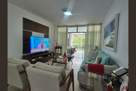 Apartamento à venda com 138m², 3 quartos e 2 vagas Apartamento à venda com 138m², 3 quartos e 2 vagasSala