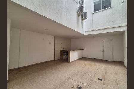 Apartamento à venda com 138m², 3 quartos e 2 vagas Apartamento à venda com 138m², 3 quartos e 2 vagasÁrea comum