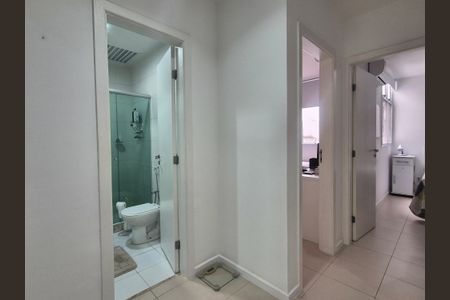 Apartamento à venda com 138m², 3 quartos e 2 vagas Apartamento à venda com 138m², 3 quartos e 2 vagasCorredor