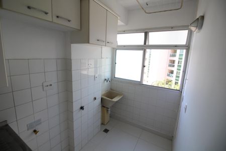 Apartamento à venda com 47m², 2 quartos e 1 vagaÁrea de Serviço
