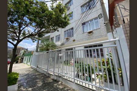 Apartamento para alugar com 62m², 2 quartos e sem vagaFachada