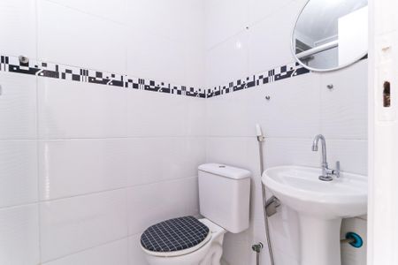 Apartamento para alugar com 62m², 2 quartos e sem vagaBanheiro