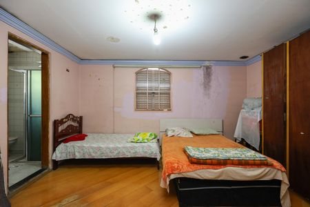 Casa para alugar com 140m², 3 quartos e 6 vagasSuíte 2